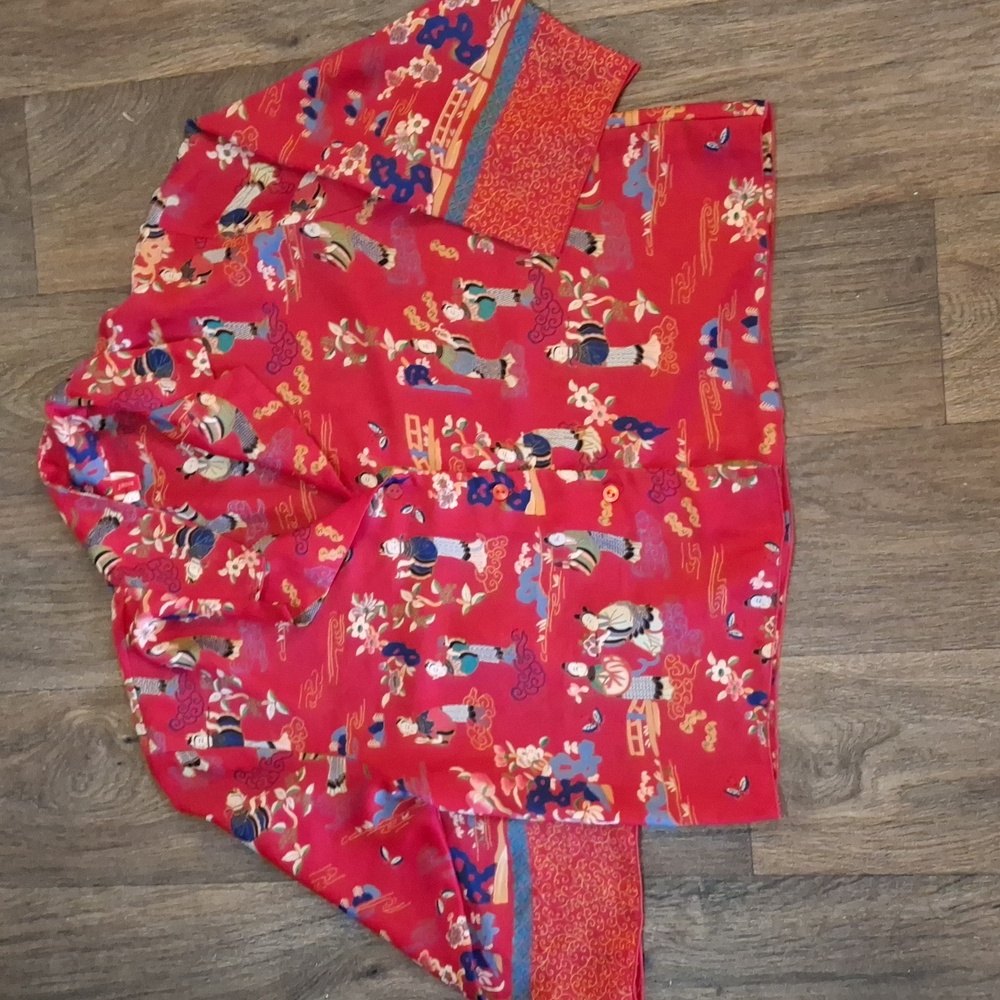 Josie Natori Geisha Print Pajama Top Cropped Red 3/4 Sleeve.